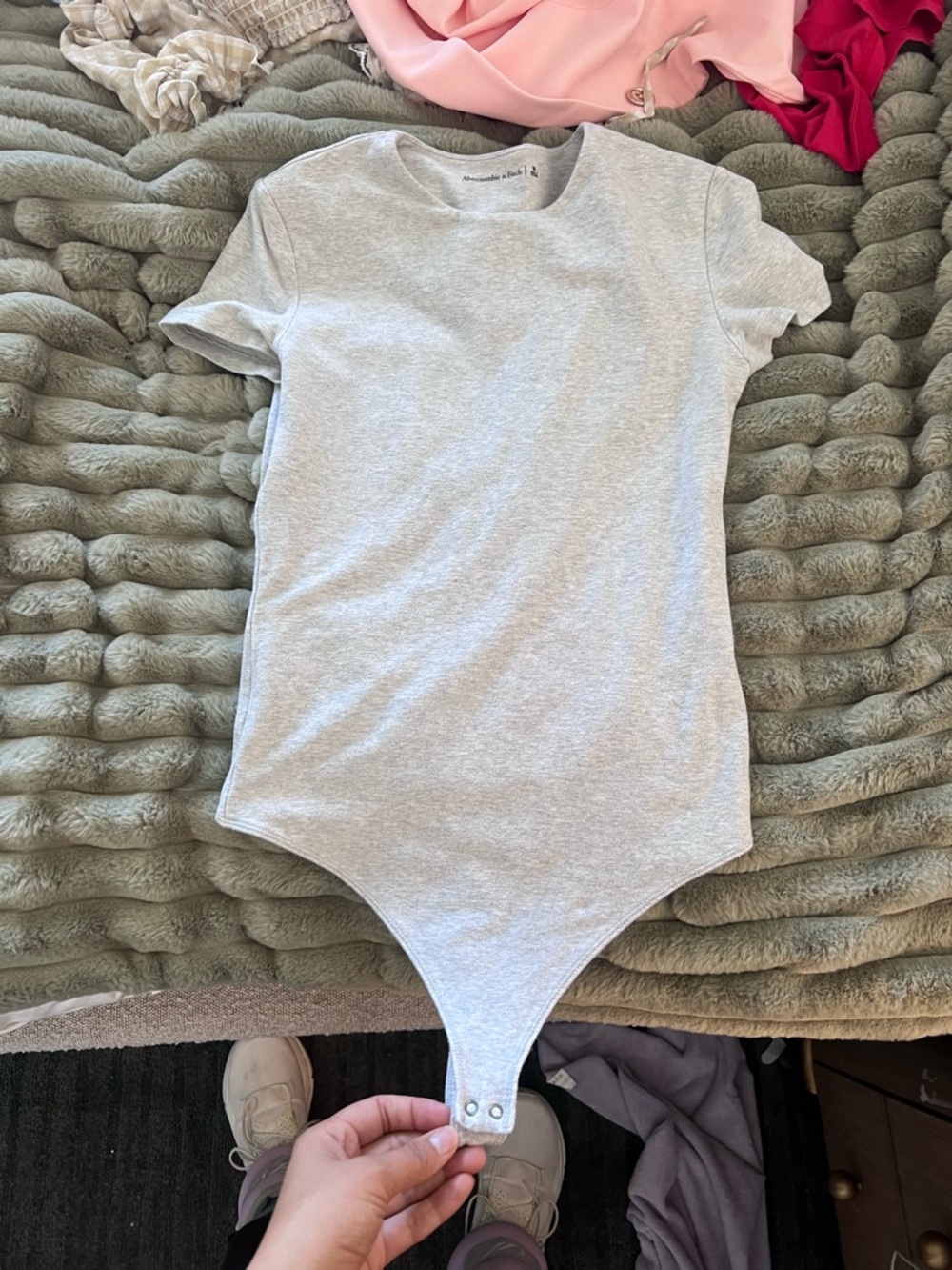 Abercrombie & Fitch Light Gray Short-Sleeve Snap Bodysuit